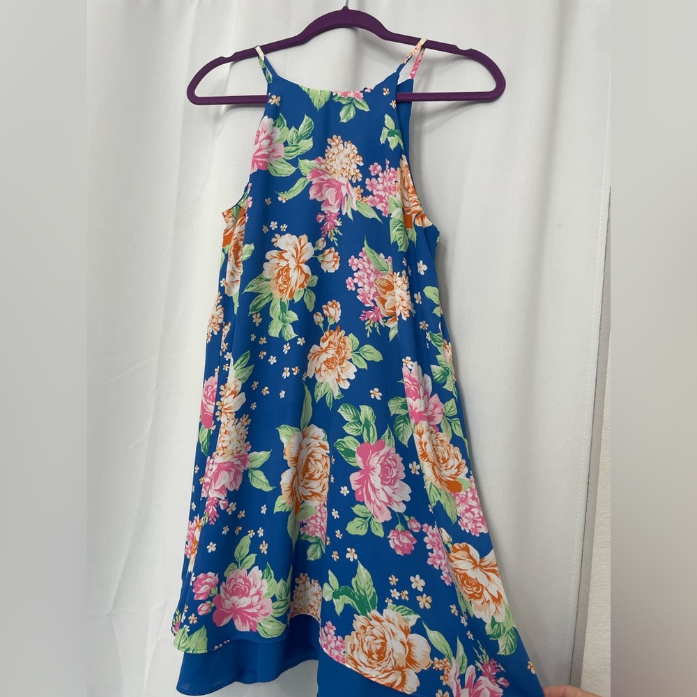 Blue floral sundress 💐